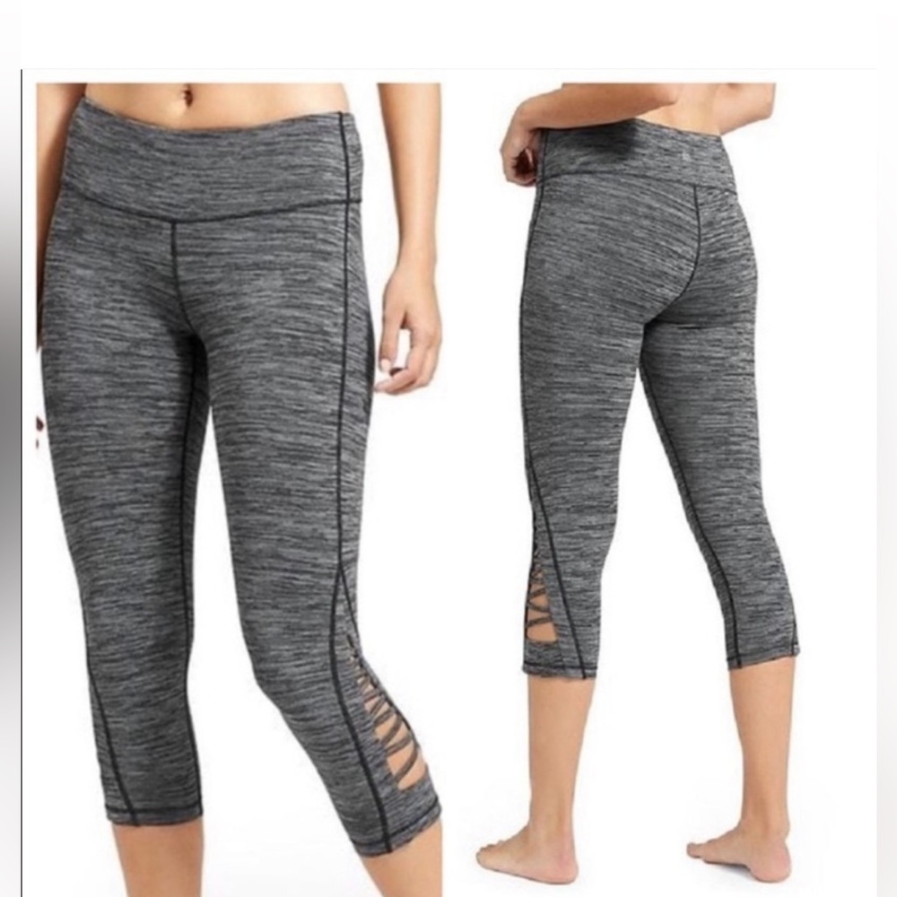 Athleta Criss Cross Chaturanga Capri Grey Leggings Women’s Size Small